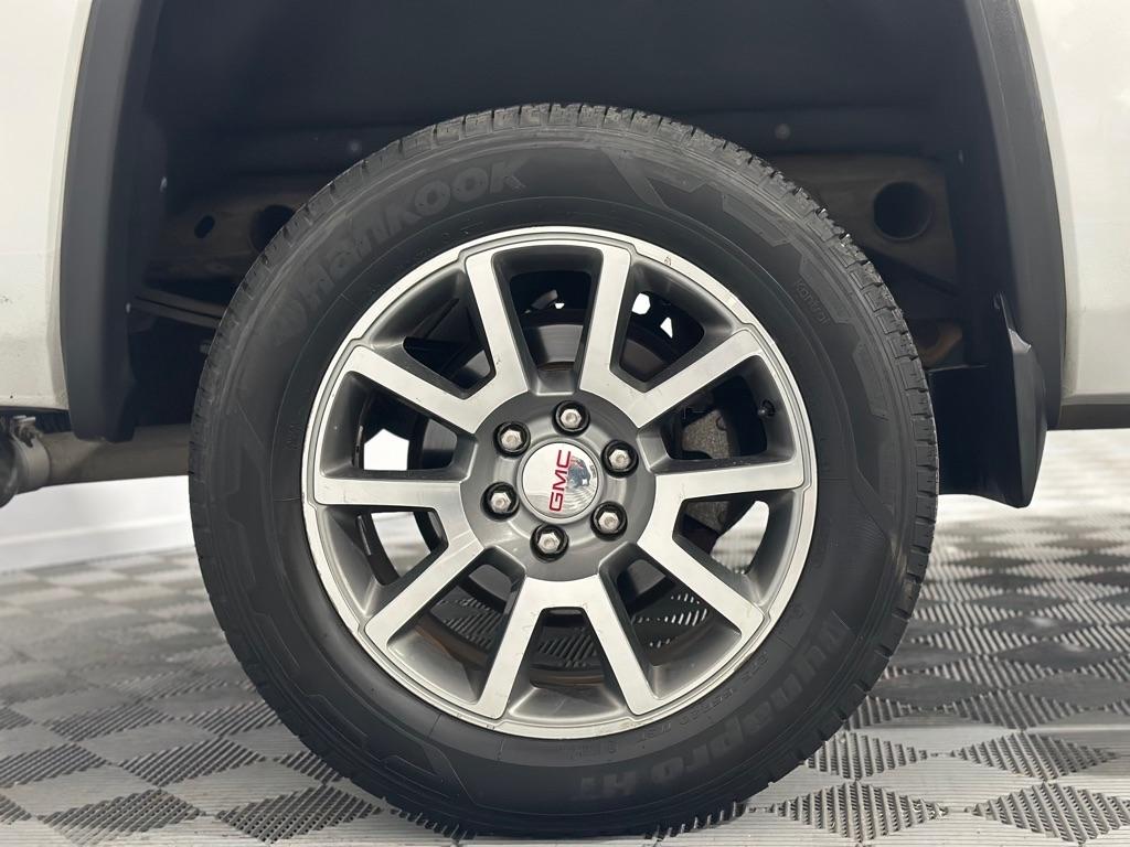 GMC Sierra 1500 Denali Crew Cab Long Box 4WD 2016