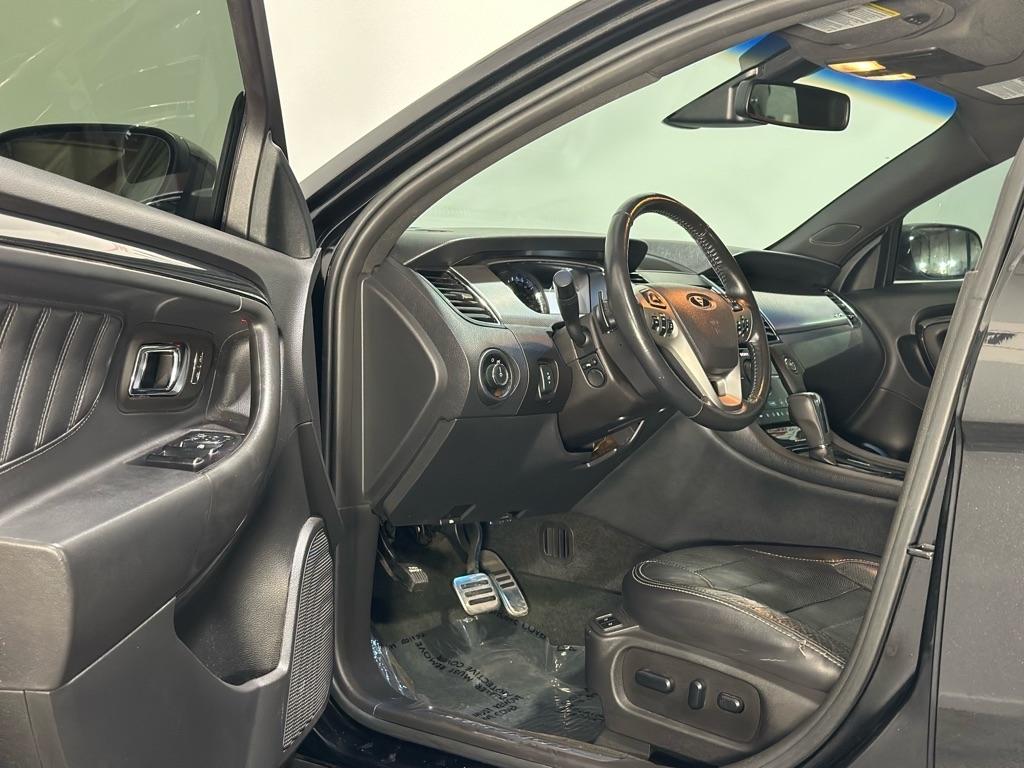 Ford Taurus SHO AWD 2013