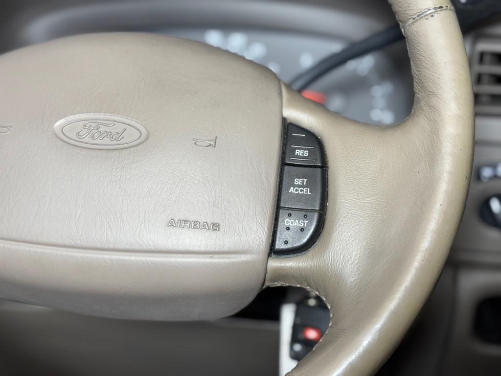 Ford Excursion Limited 4WD 2000