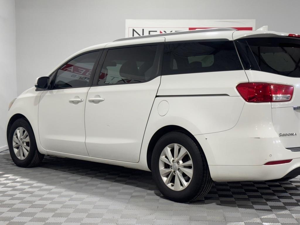 Kia Sedona LX 2016