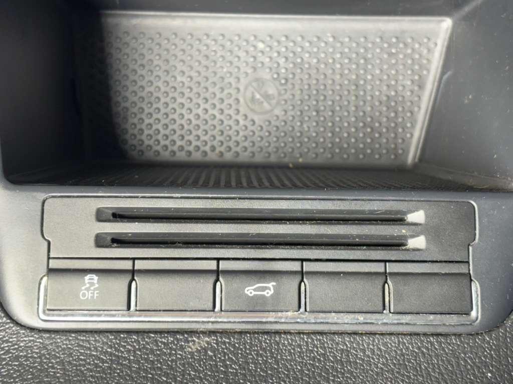 Volkswagen Tiguan S 4Motion 2011