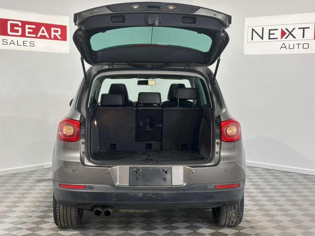 Volkswagen Tiguan S 4Motion 2011