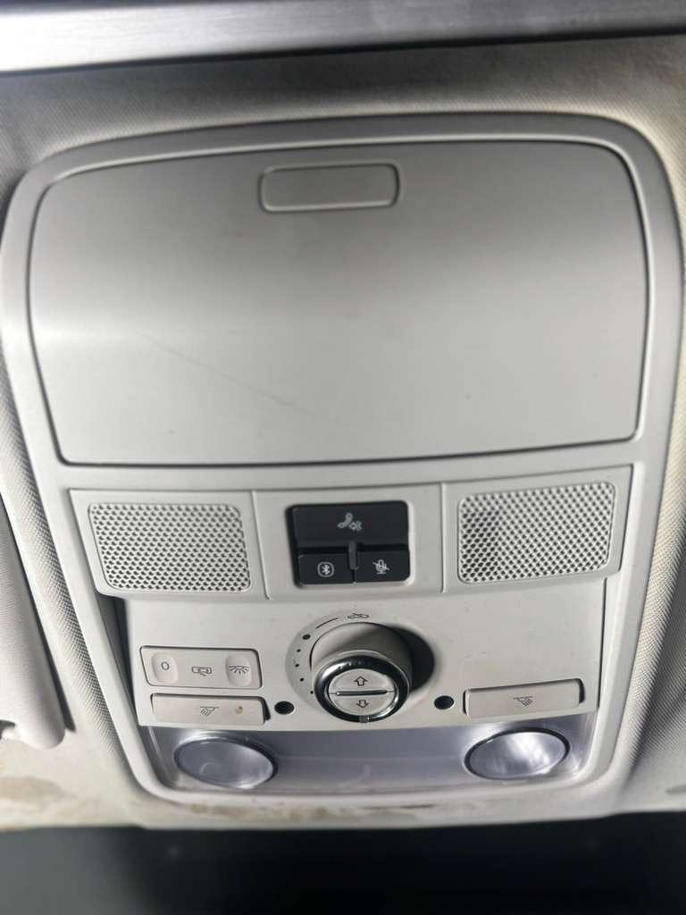 Volkswagen Tiguan S 4Motion 2011