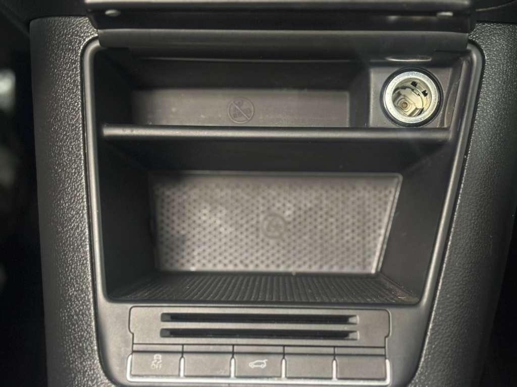 Volkswagen Tiguan S 4Motion 2011