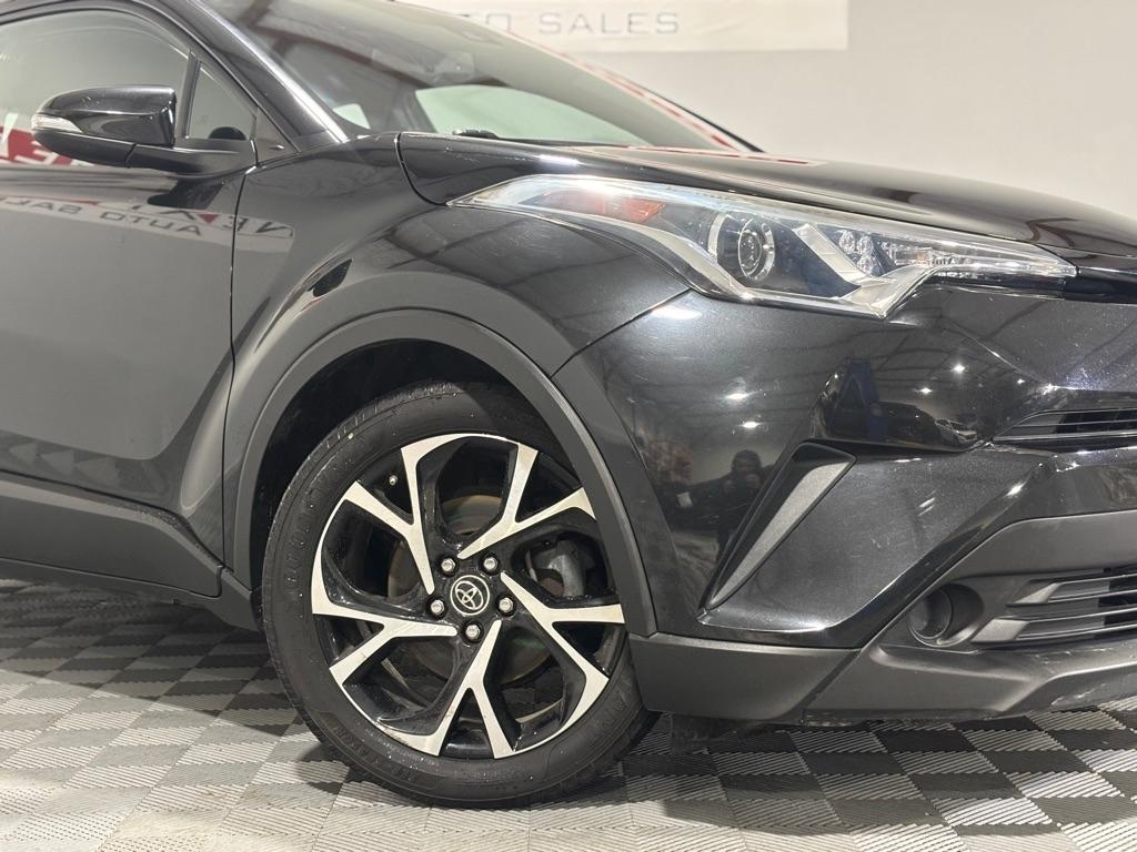 Toyota C-HR XLE 2018
