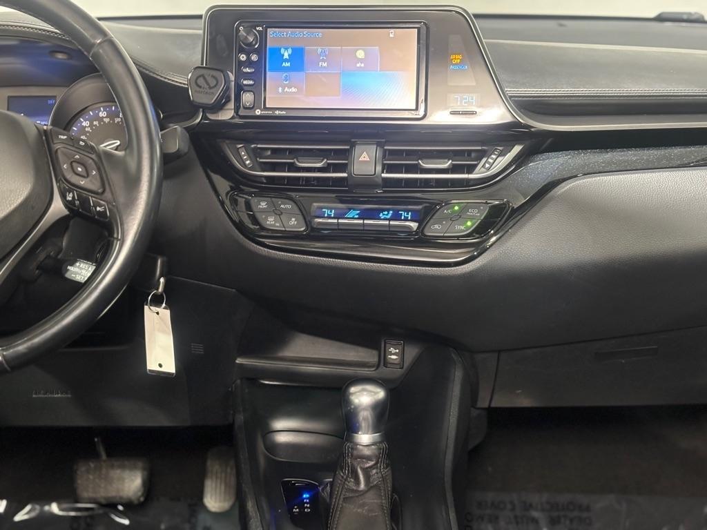 Toyota C-HR XLE 2018