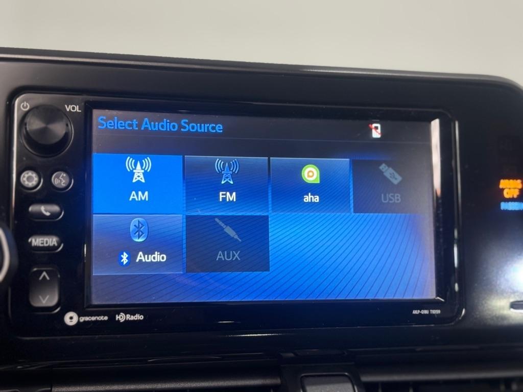 Toyota C-HR XLE 2018