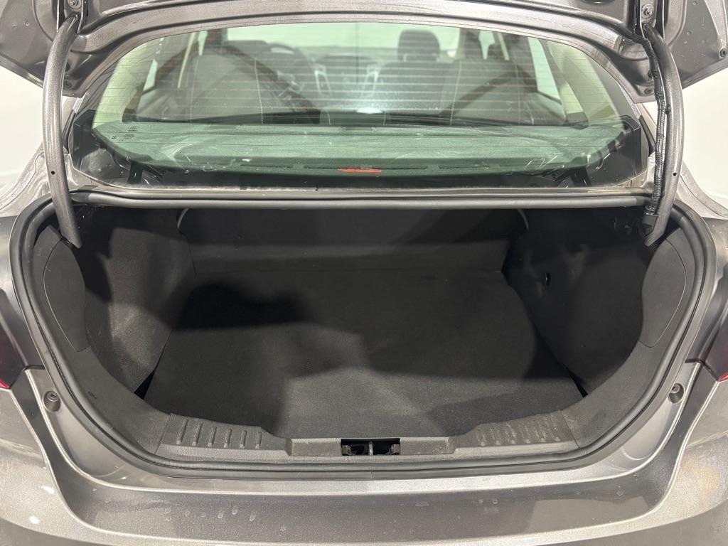 Ford Focus SE Sedan 2012