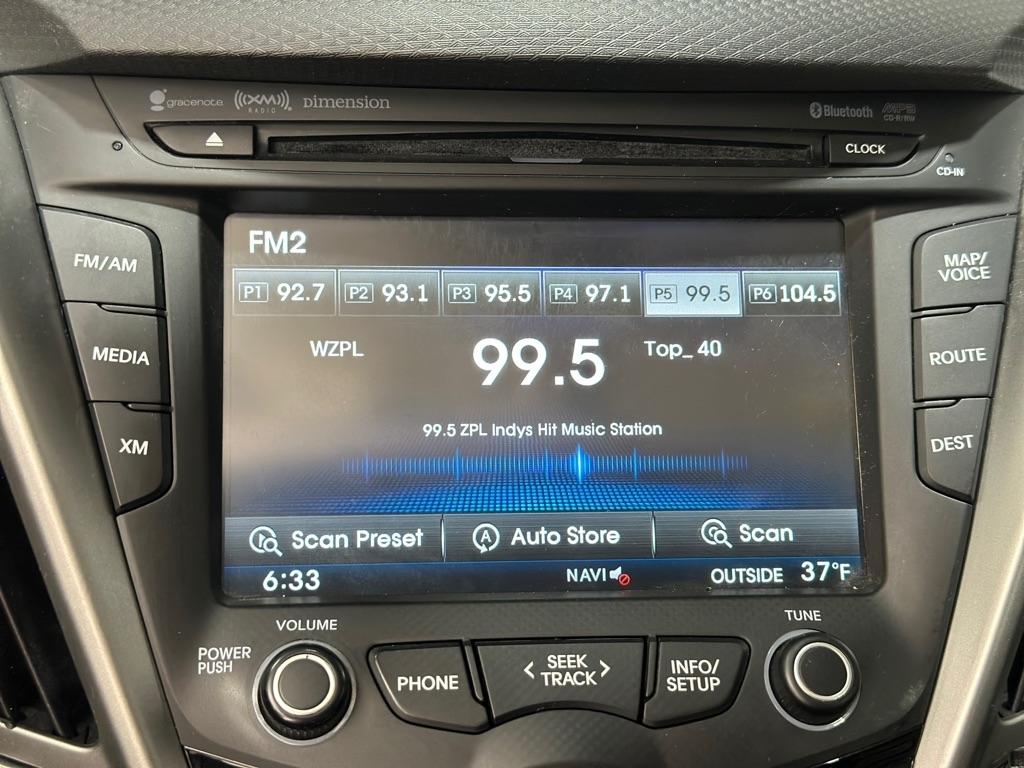 Hyundai Veloster Base 2013