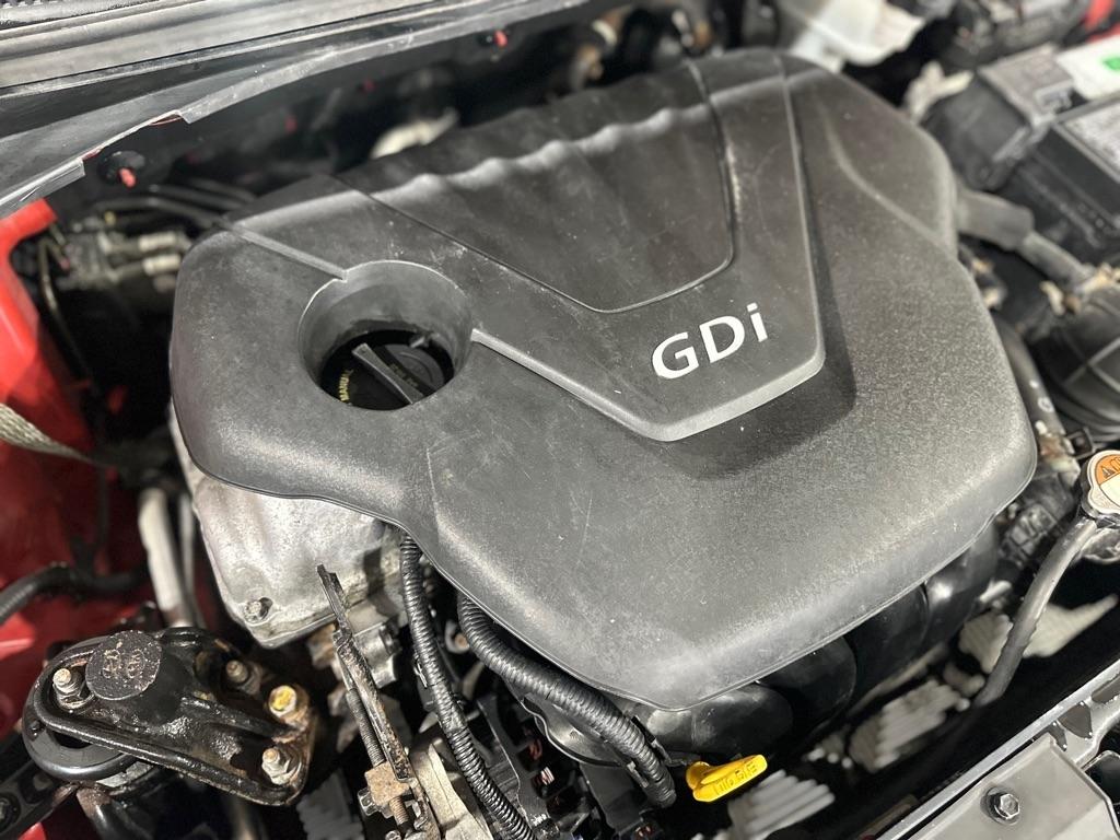 Hyundai Veloster Base 2013