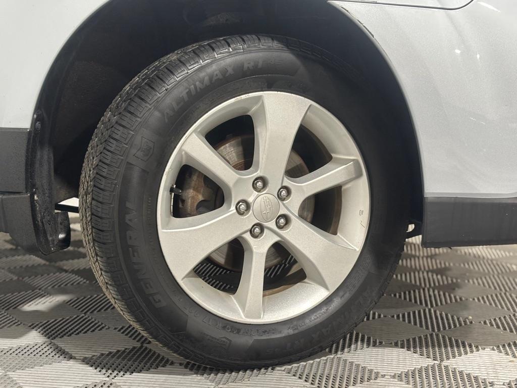 Subaru Outback 2.5i Premium 2013