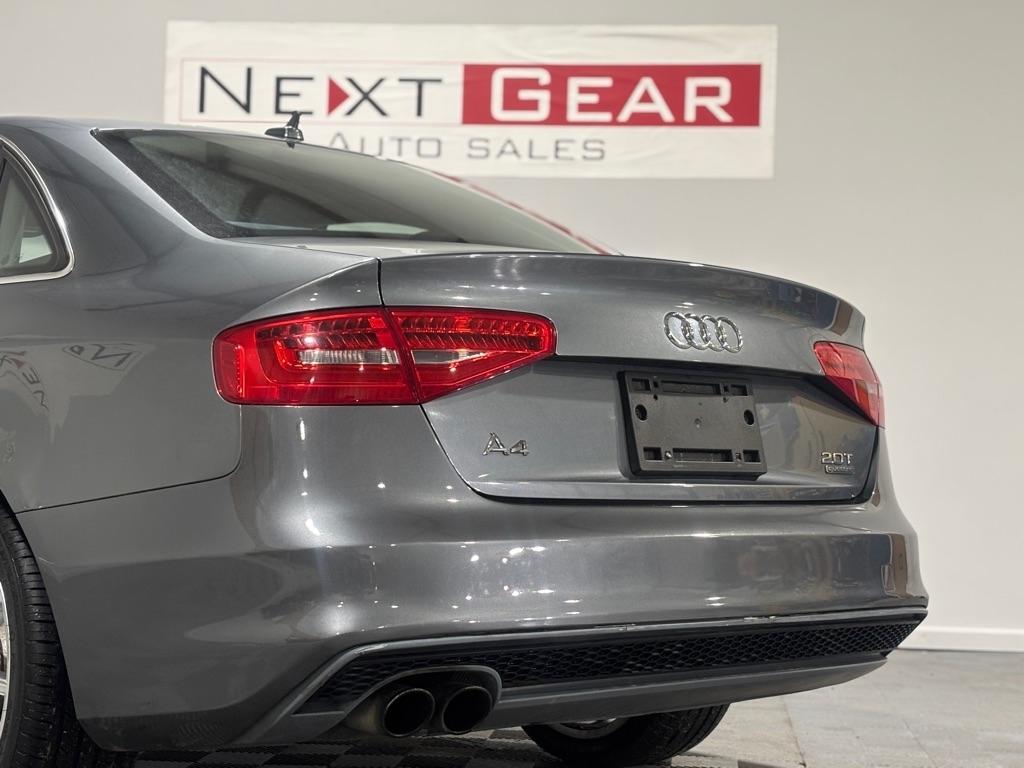 Audi A4 2.0T Premium quattro Sedan AWD 8A 2016