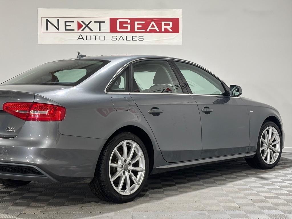 Audi A4 2.0T Premium quattro Sedan AWD 8A 2016