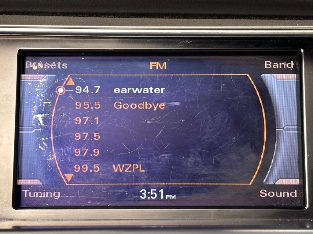 Audi A4 2.0T Premium quattro Sedan AWD 8A 2016