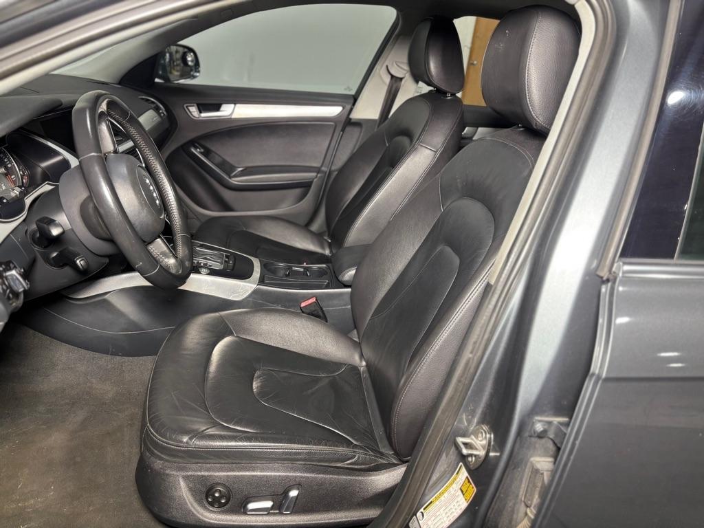 Audi A4 2.0T Premium quattro Sedan AWD 8A 2016