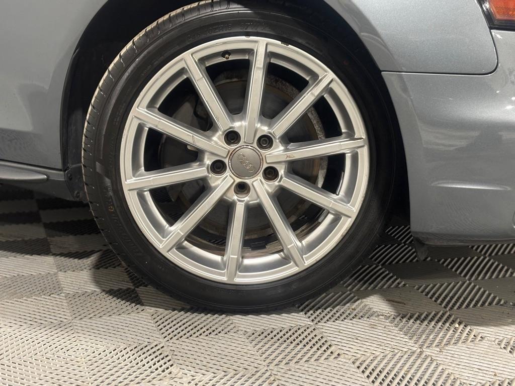 Audi A4 2.0T Premium quattro Sedan AWD 8A 2016