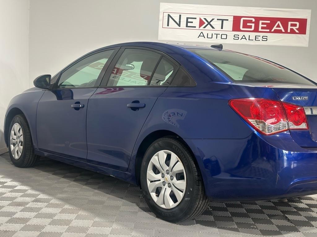 Chevrolet Cruze LS Auto 2013