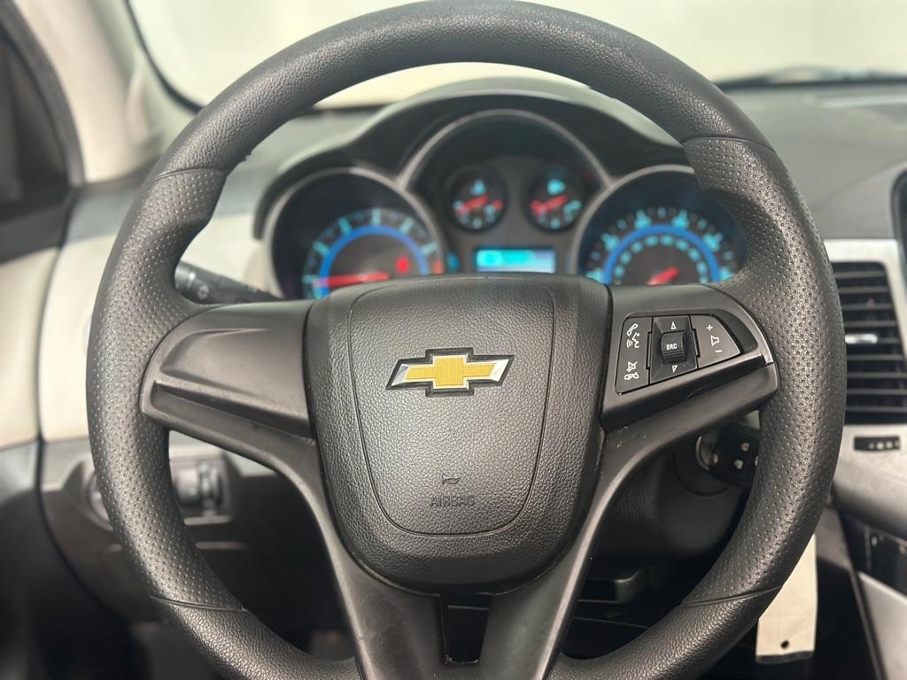 Chevrolet Cruze LS Auto 2013