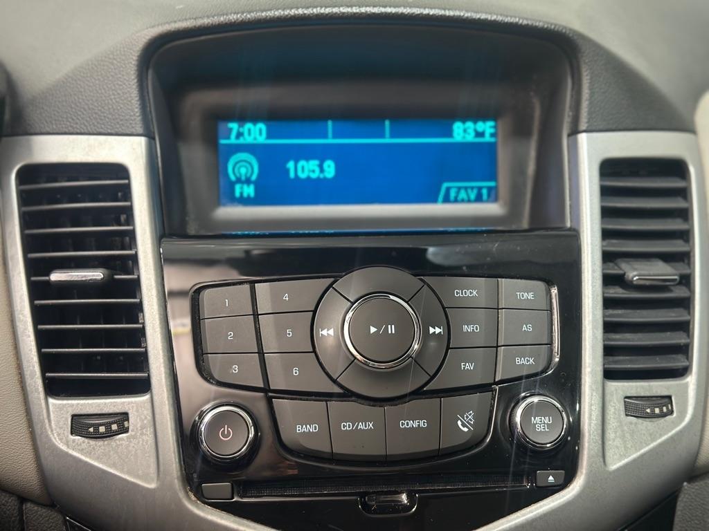 Chevrolet Cruze LS Auto 2013