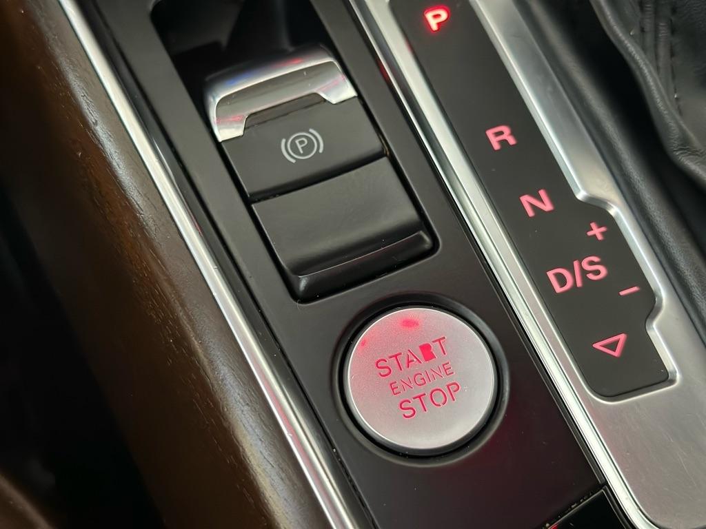 Audi Q5 2.0T Premium Plus quattro 2015