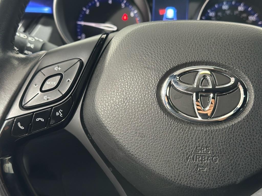 Toyota C-HR XLE 2021