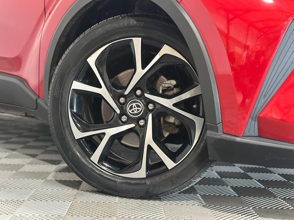 Toyota C-HR XLE 2021