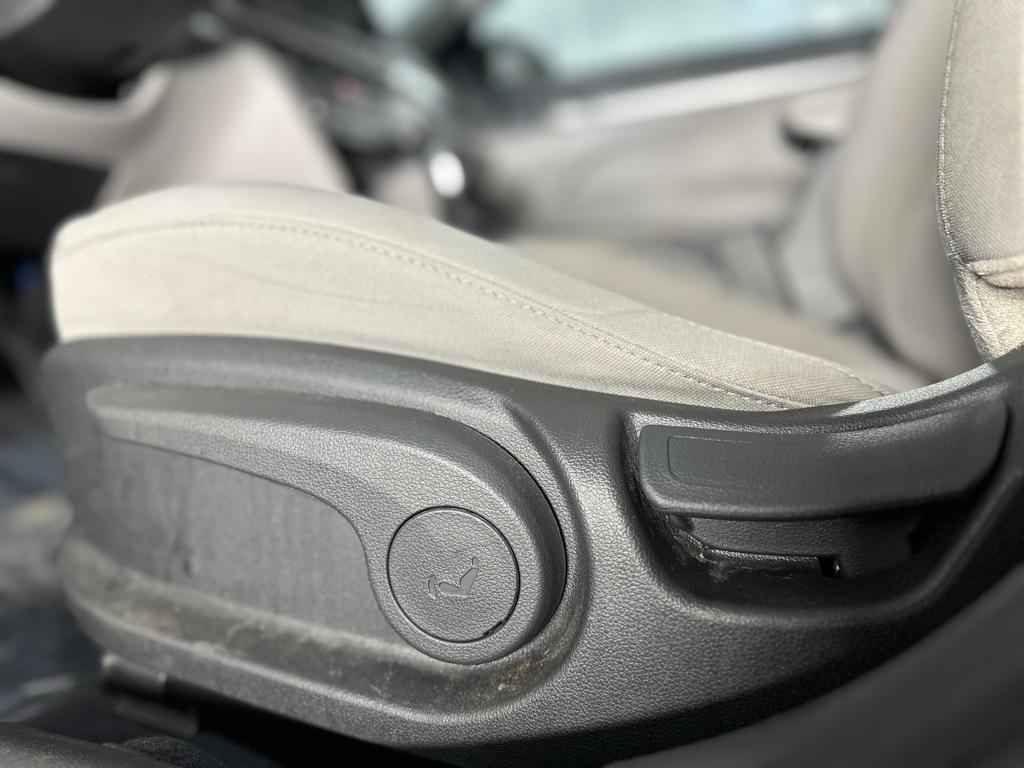 Hyundai Elantra SE 6AT 2018