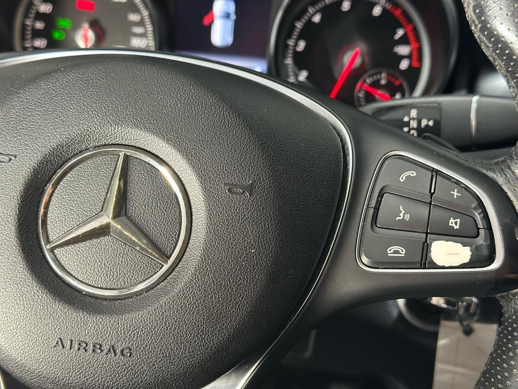 Mercedes-Benz GLA-Class GLA250 2019