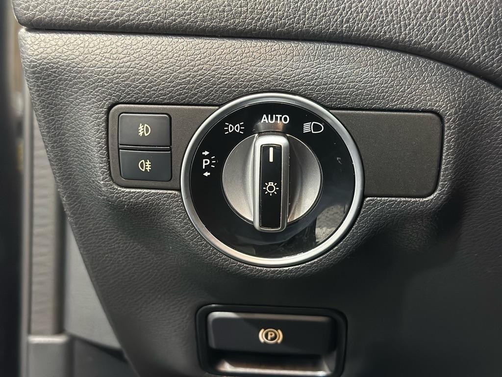 Mercedes-Benz GLA-Class GLA250 2019