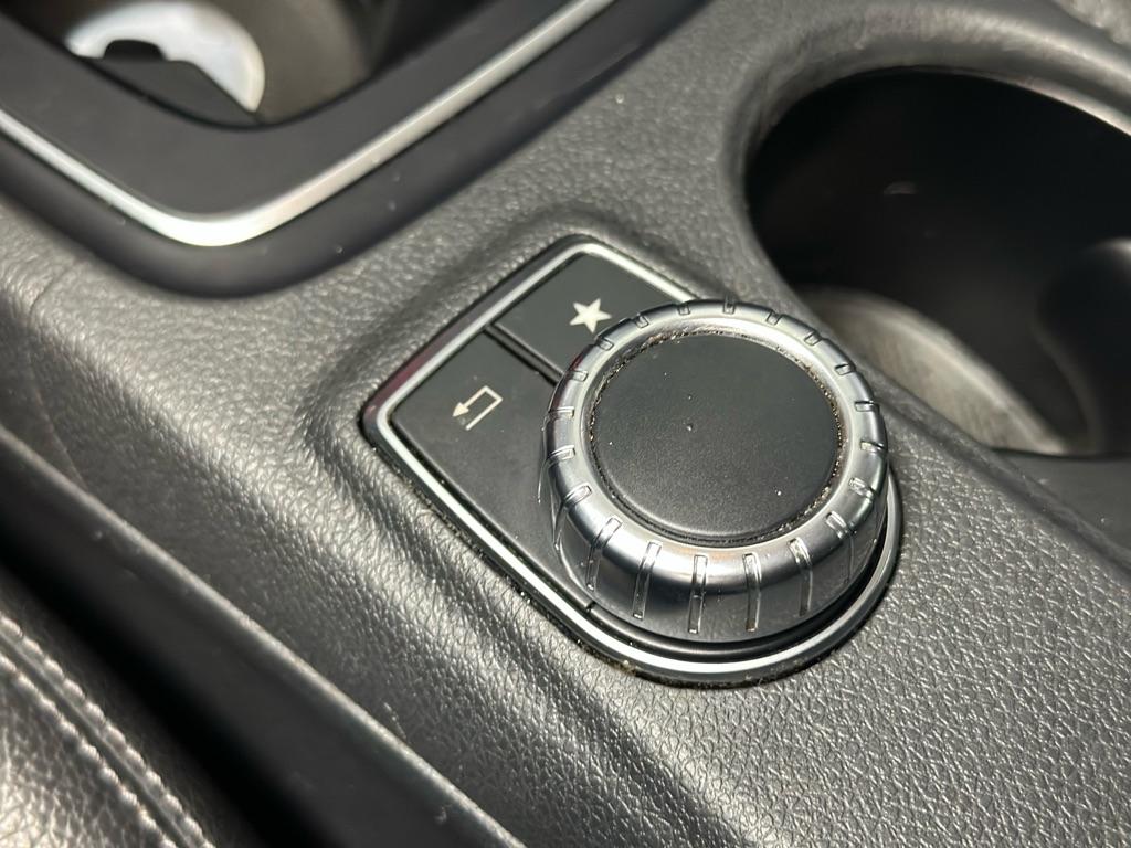 Mercedes-Benz GLA-Class GLA250 2019