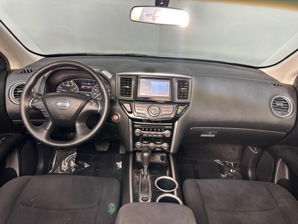 Nissan Pathfinder S 4WD 2013