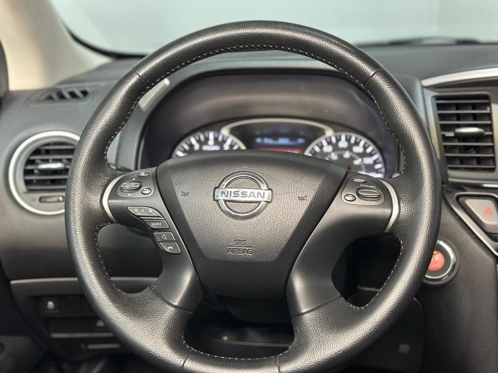 Nissan Pathfinder S 4WD 2013