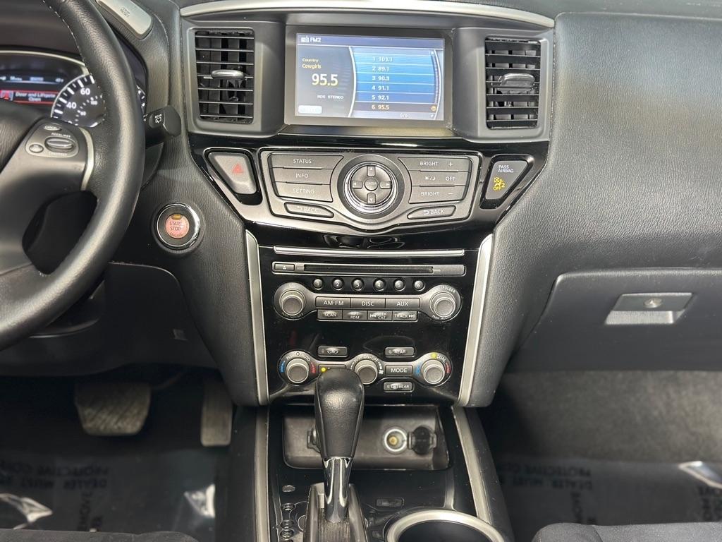 Nissan Pathfinder S 4WD 2013