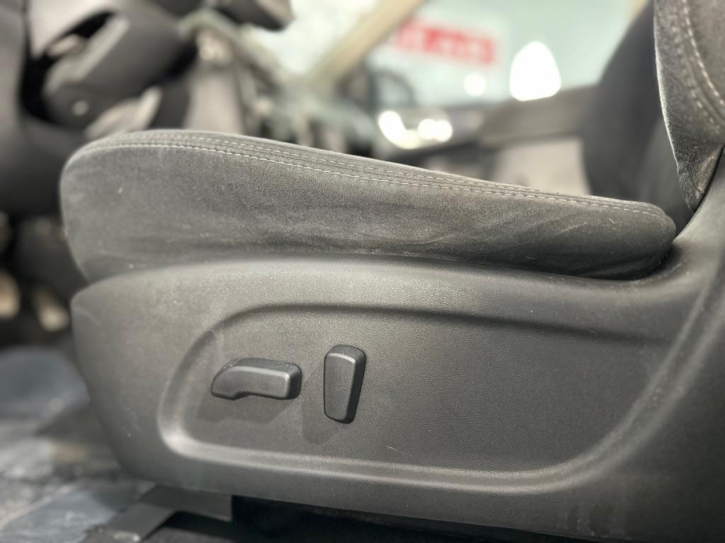 Nissan Pathfinder S 4WD 2013