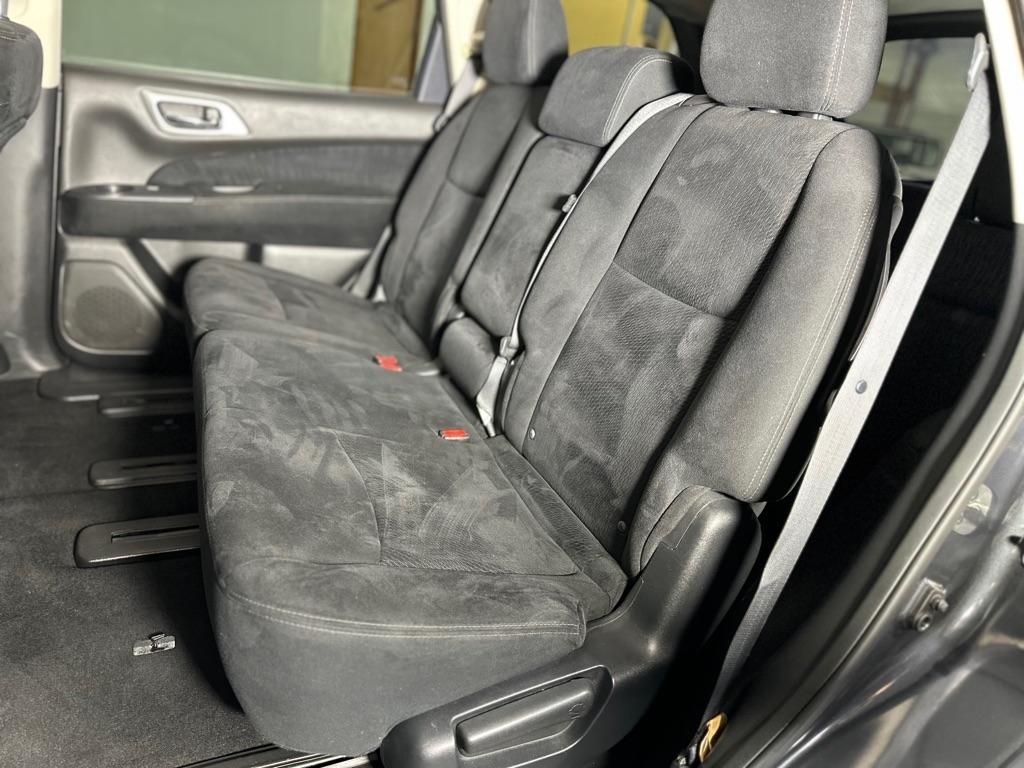 Nissan Pathfinder S 4WD 2013