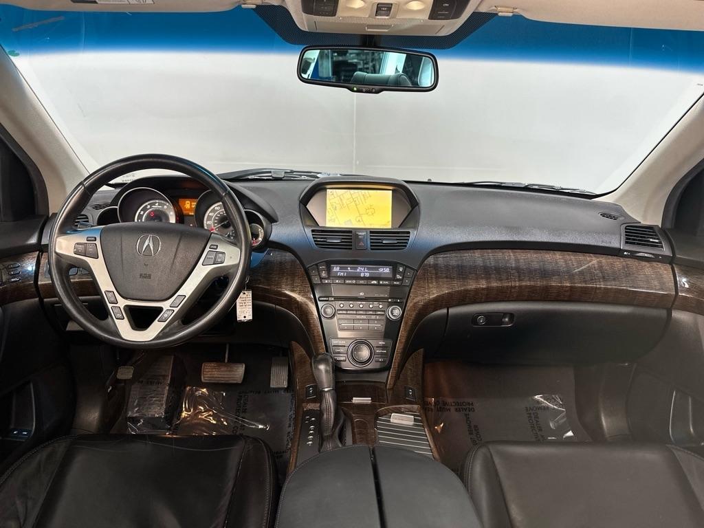 Acura MDX 6-Spd AT w/Tech Package 2011