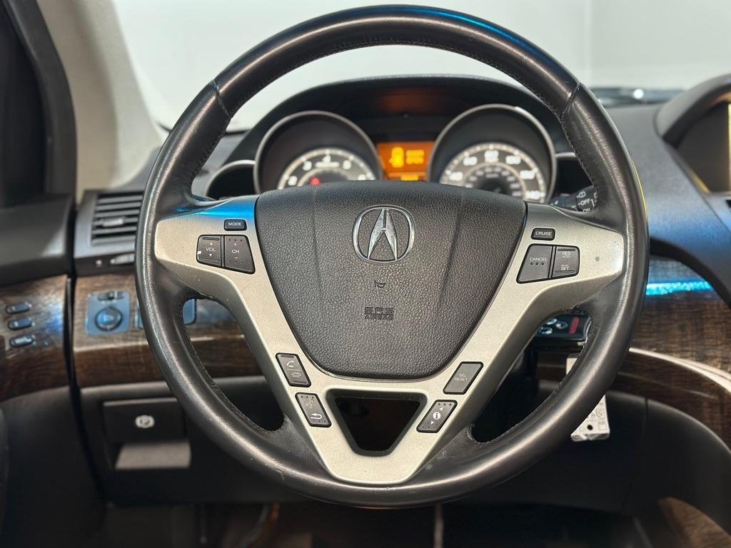 Acura MDX 6-Spd AT w/Tech Package 2011