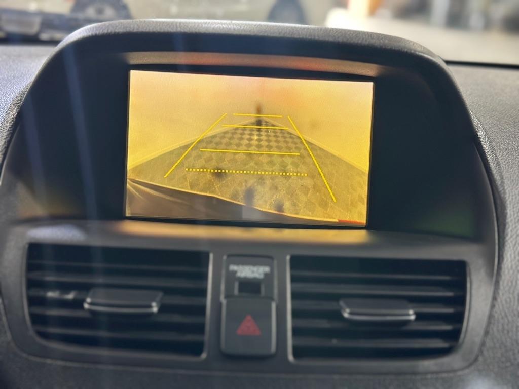 Acura MDX 6-Spd AT w/Tech Package 2011