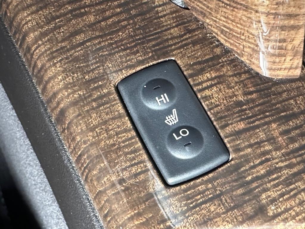 Acura MDX 6-Spd AT w/Tech Package 2011