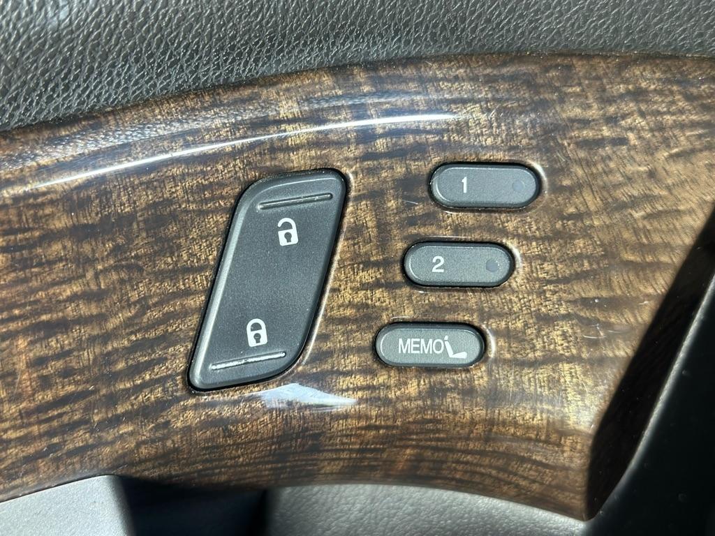 Acura MDX 6-Spd AT w/Tech Package 2011