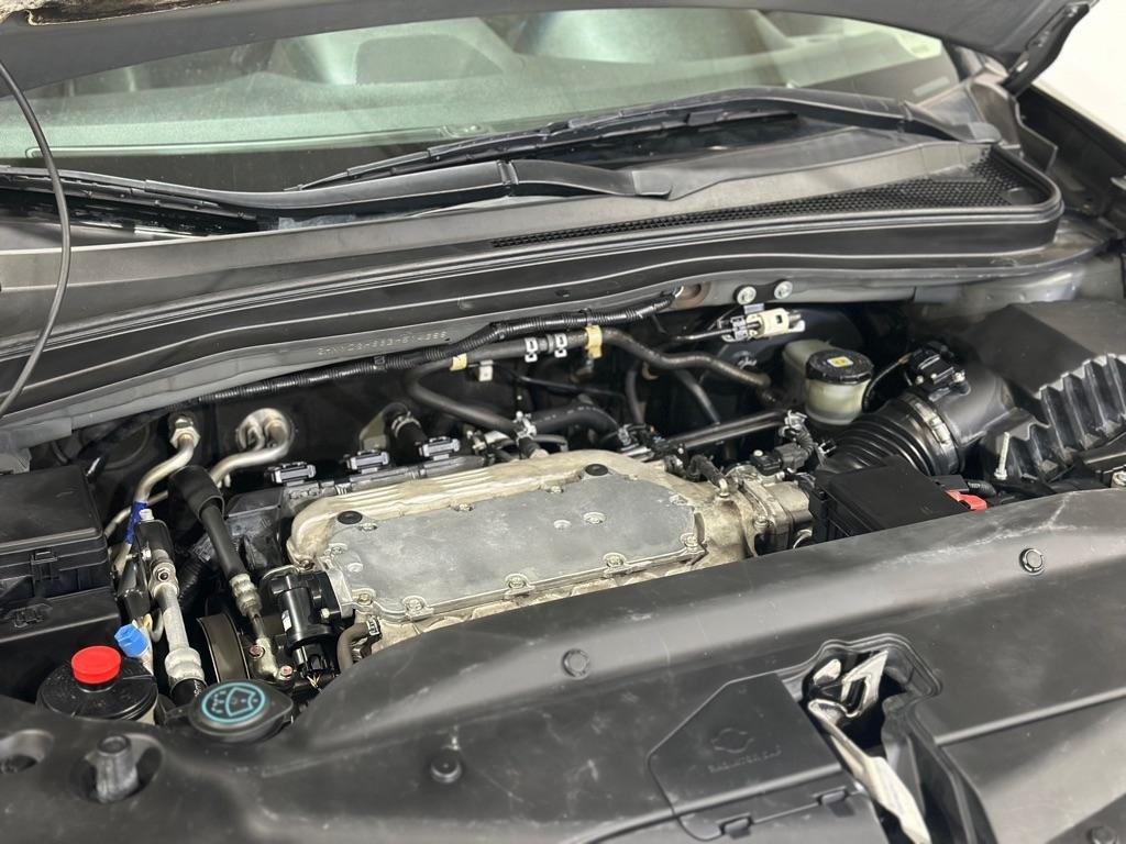 Acura MDX 6-Spd AT w/Tech Package 2011