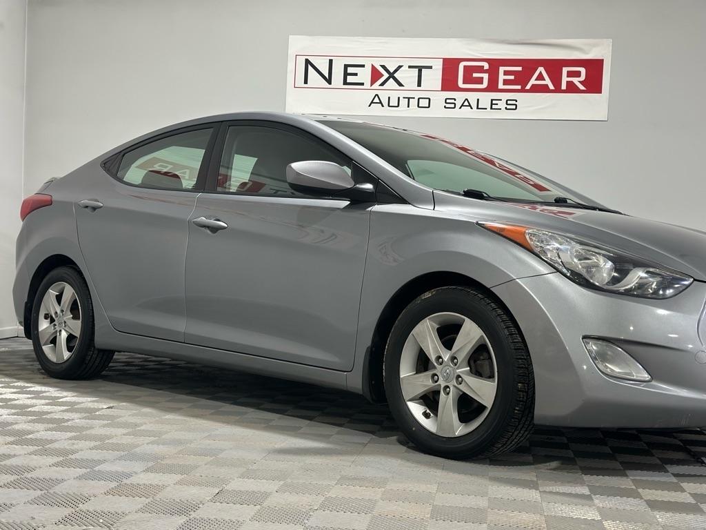 Hyundai Elantra GLS M/T 2013