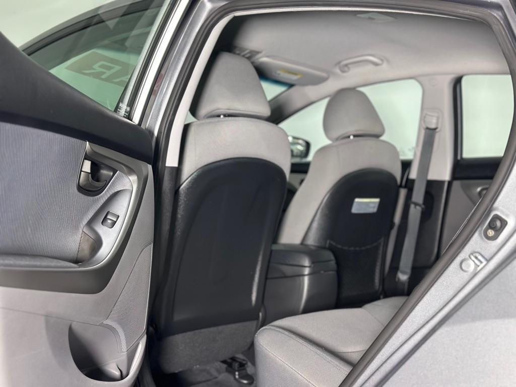 Hyundai Elantra GLS M/T 2013