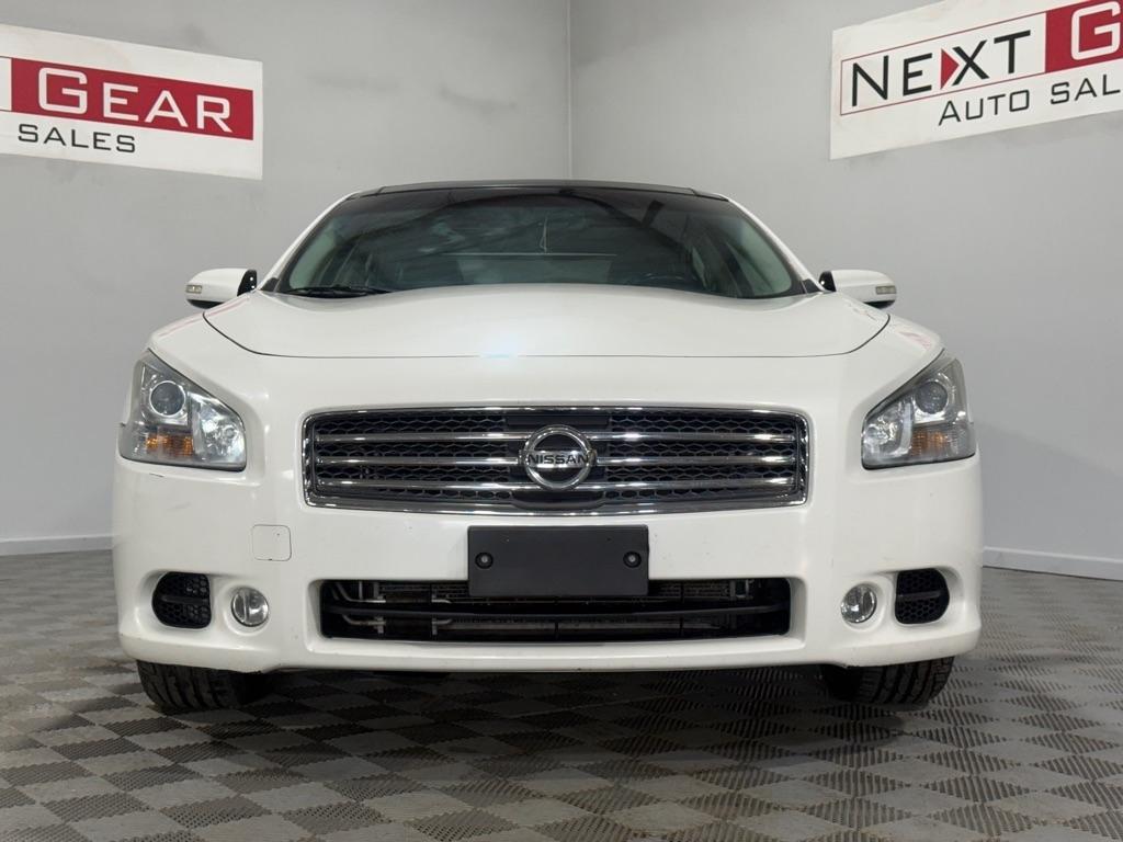 Nissan Maxima S 2009