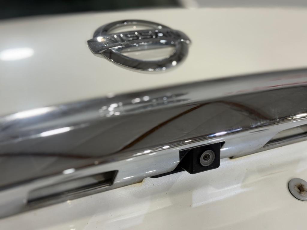 Nissan Maxima S 2009