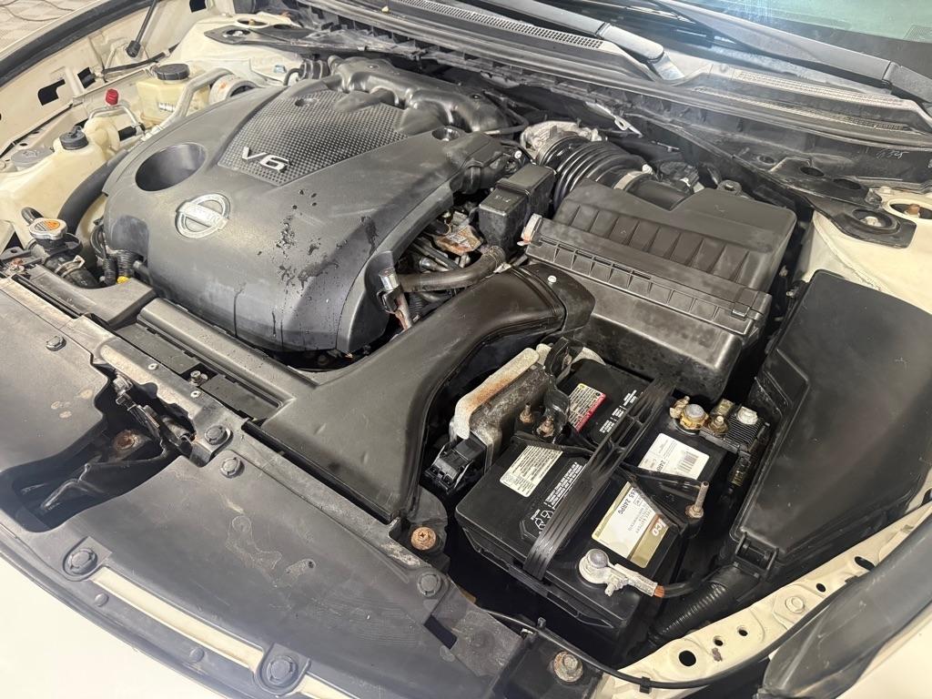 Nissan Maxima S 2009