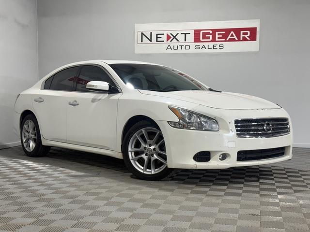 White 2010 Nissan Maxima Sedan Front-Wheel Drive Continuously Variable Transmission