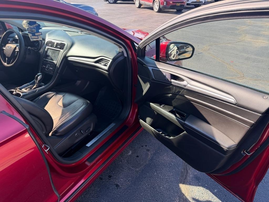 Ford Fusion Titanium 2016