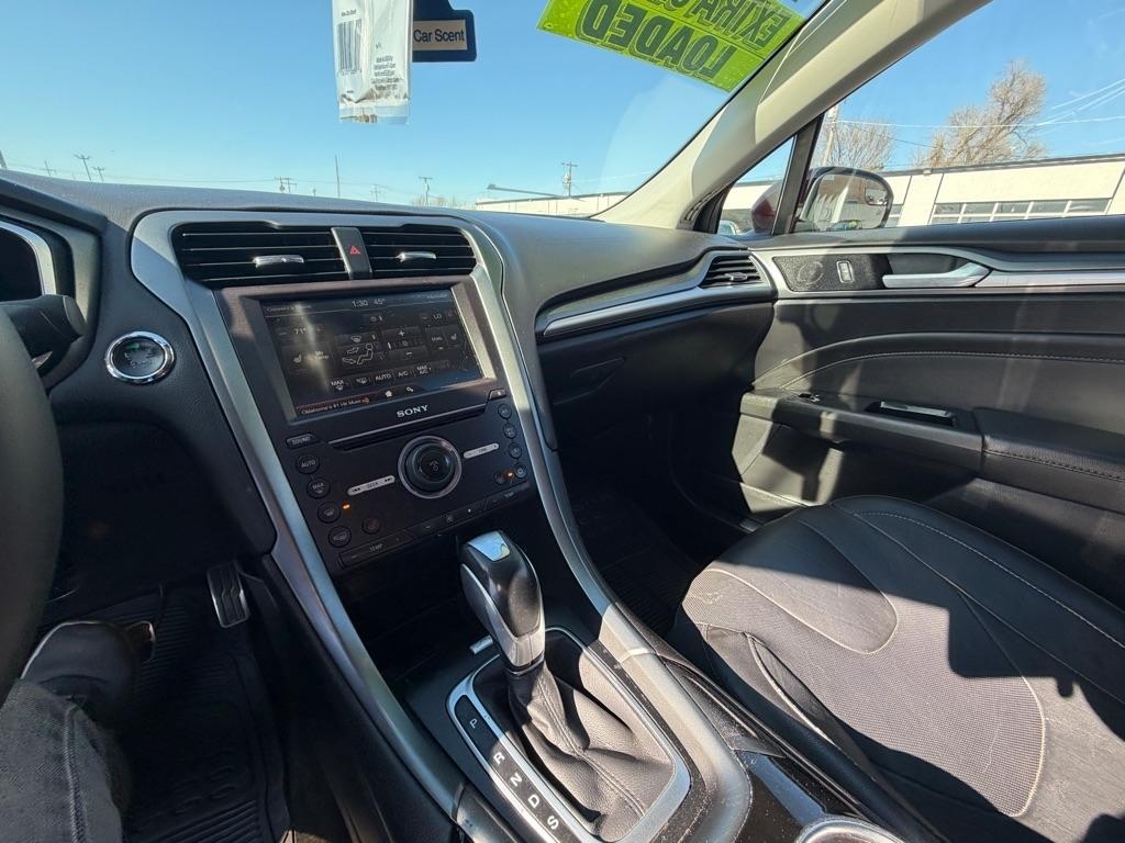 Ford Fusion Titanium 2016