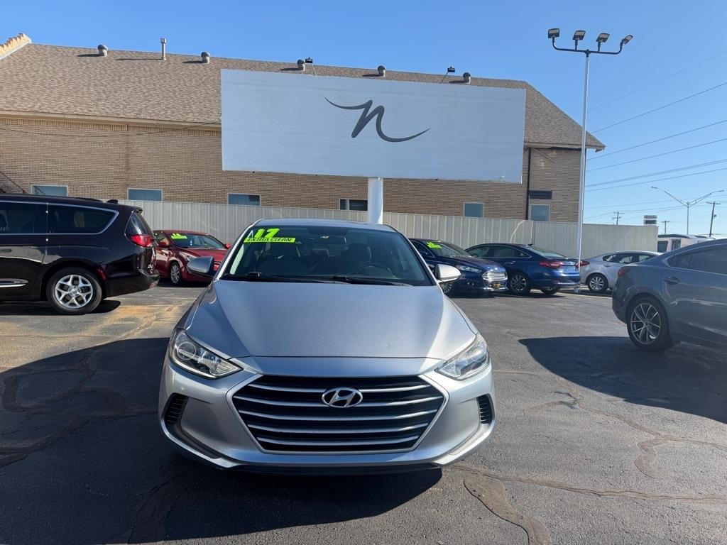 Hyundai Elantra SE 6AT 2017